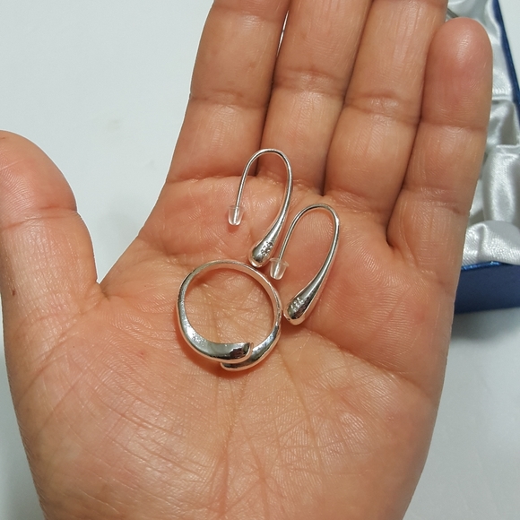 S925 Sterling Silver Water Drop Jewelry Set - Picture 4 of 6